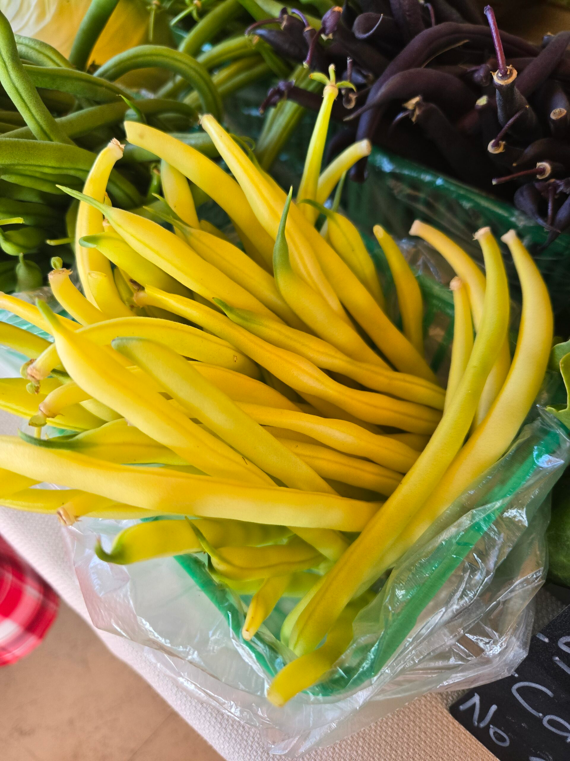 20260806_170937-scaled.webp Beans (yellow)